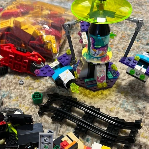 Colorful Lego Building Blocks Set - Picture 2 of 4